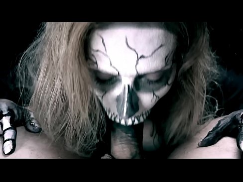 ❤️ Fată demonică sugând pula cu gura ei neagră și înghițind spermă. ❌  at porn ro.bestsexporno.ru ❤