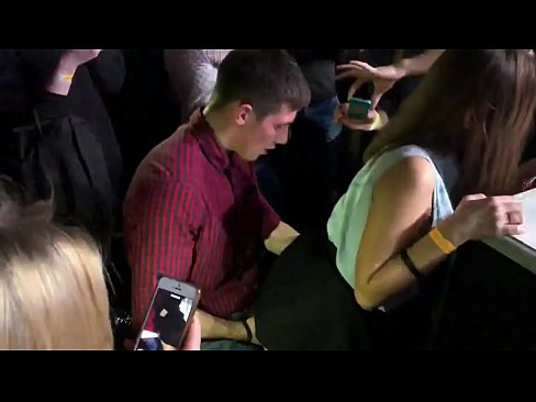 ❤️ Sex real într-un club de noapte rusesc. O rusoaică de 18 ani în anus și vagin futută într-un club de noapte ❌  at porn ro.bestsexporno.ru ❤